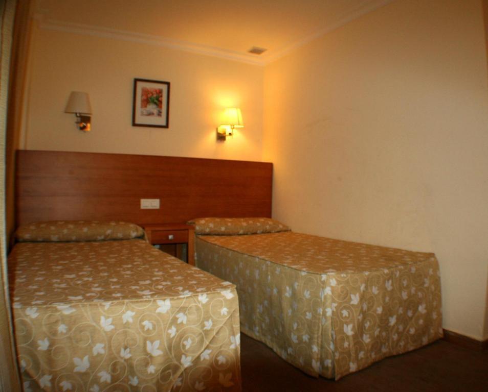 Hostal Margarita La Línea de la Concepción Eksteriør bilde