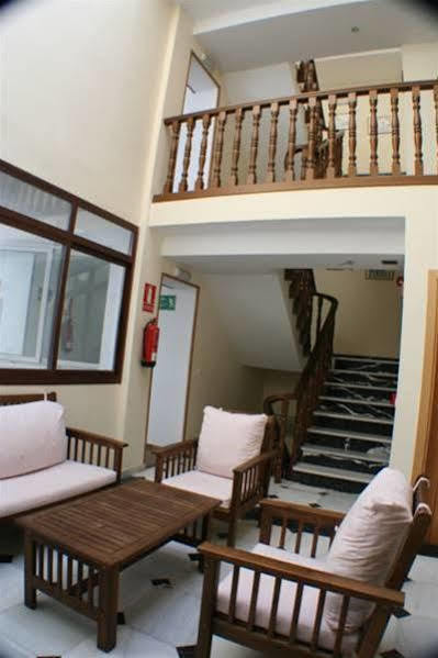 Hostal Margarita La Línea de la Concepción Eksteriør bilde